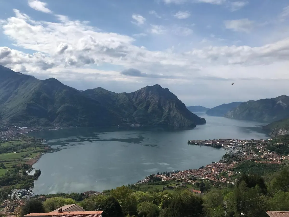 B&B Bunela Costa Volpino 0*,  Italia
