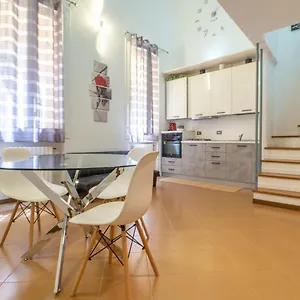 https://appartamento-in-pieno-ferrara.emilia-romagnahotels.net